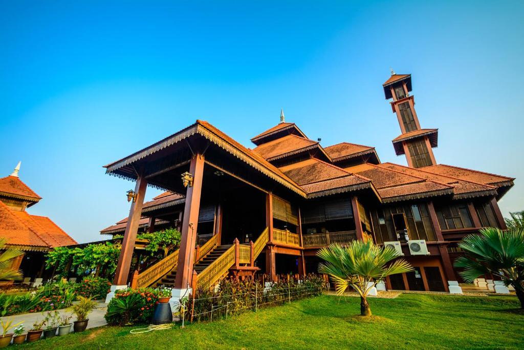 Besut Guesthouse カンポン・クアラ・ベシュット エクステリア 写真