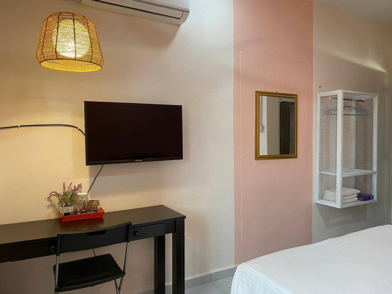 Besut Guesthouse カンポン・クアラ・ベシュット エクステリア 写真